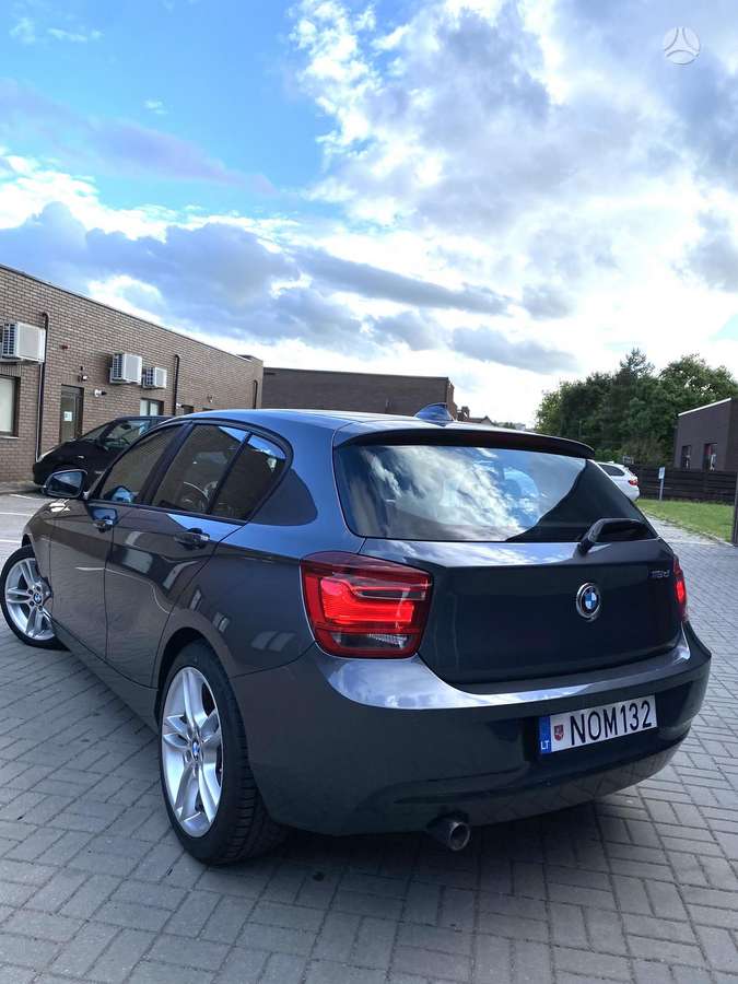 BMW 118, 2.0 l., hatchback