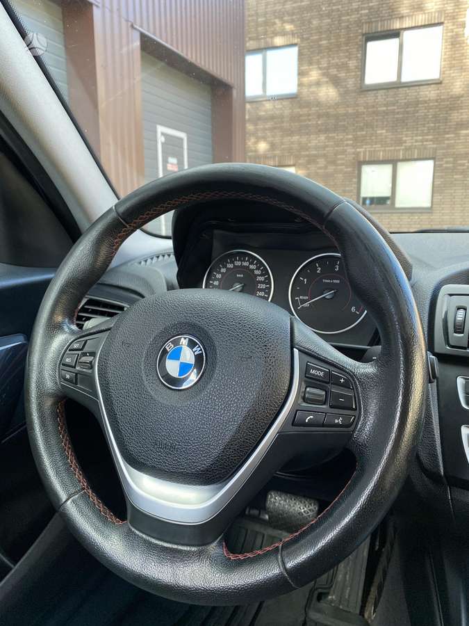 BMW 118, 2.0 l., hatchback