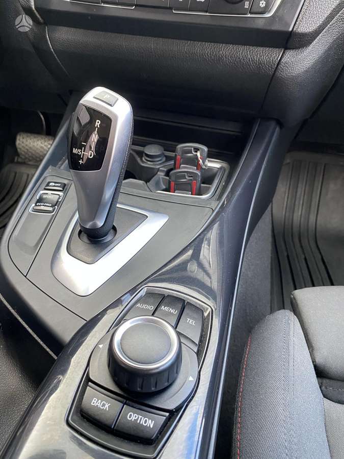 BMW 118, 2.0 l., Хэтчбек