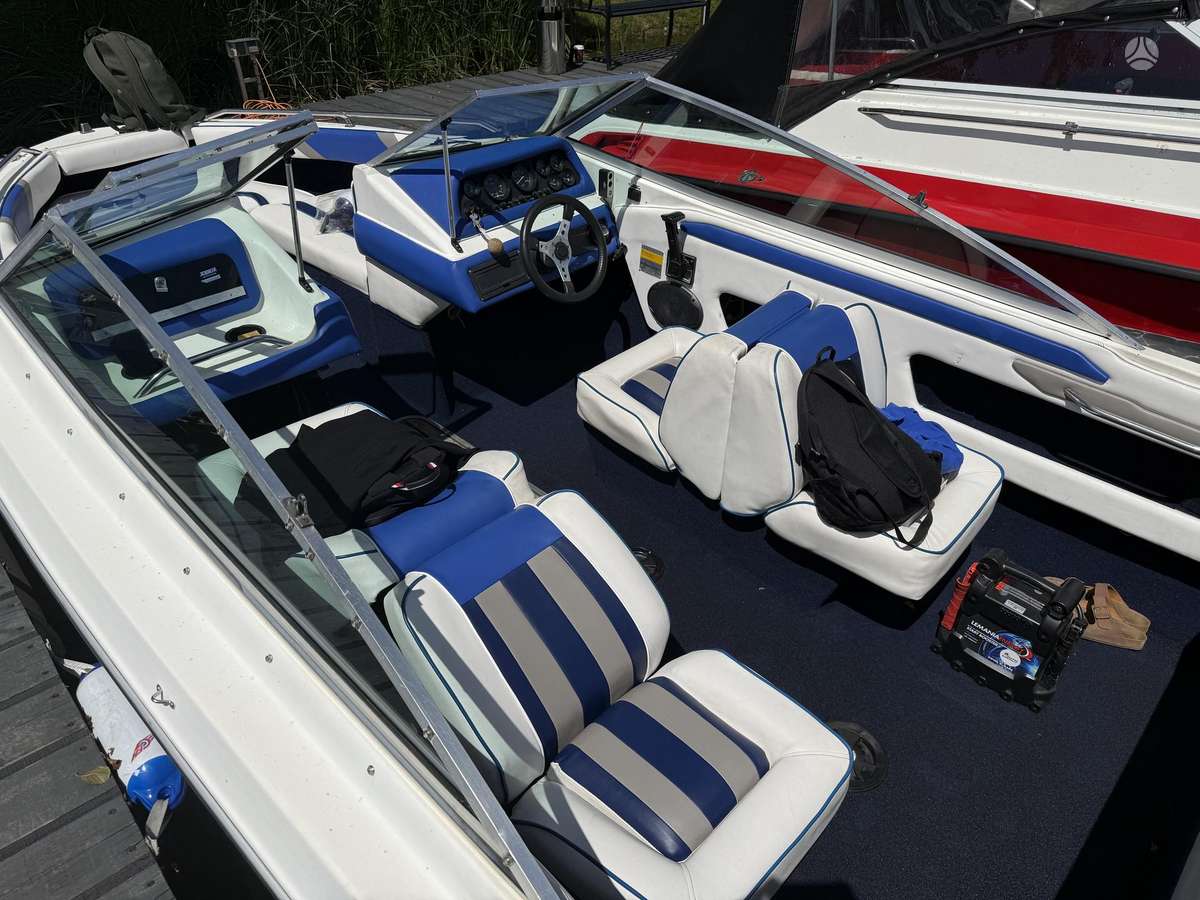 SEA RAY SR 180, yachts / cruisers