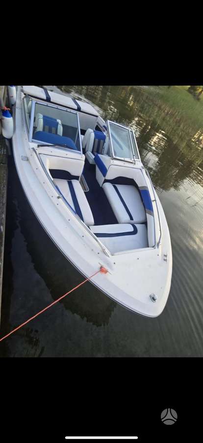 SEA RAY SR 180, yachts / cruisers