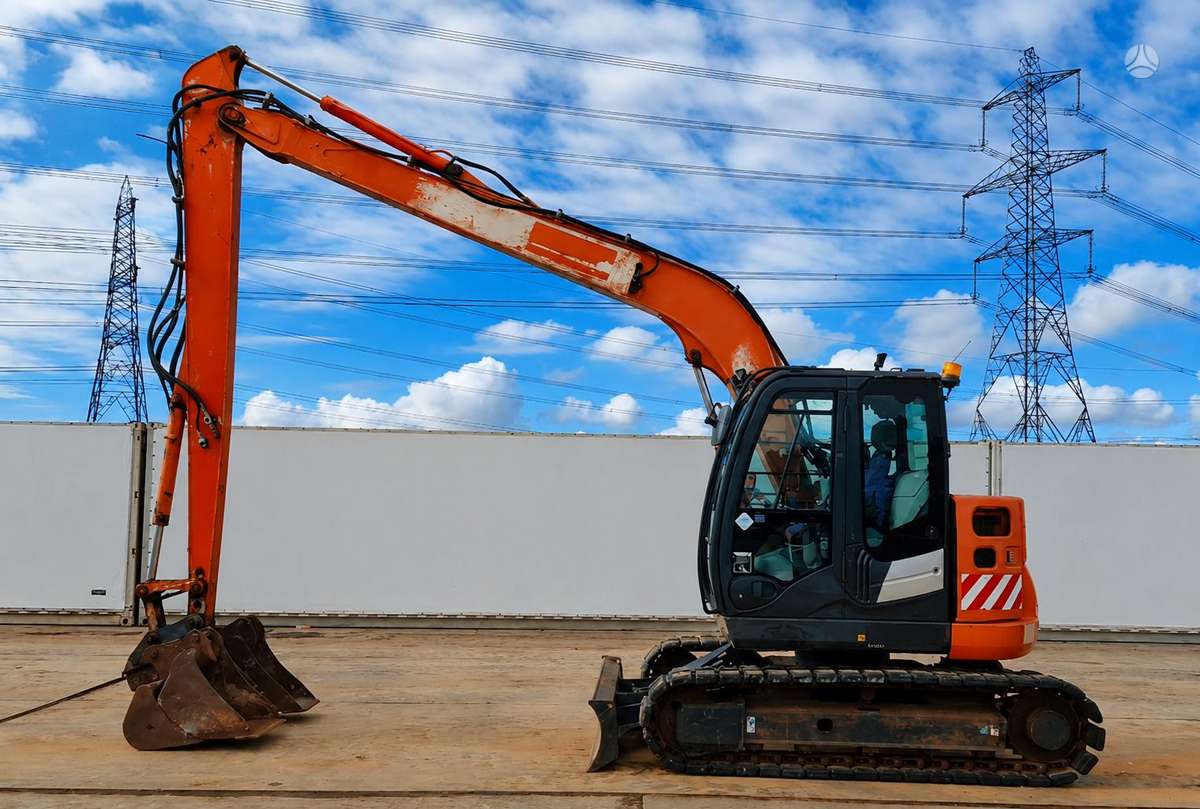 Hitachi ZX85US5A, mini excavator