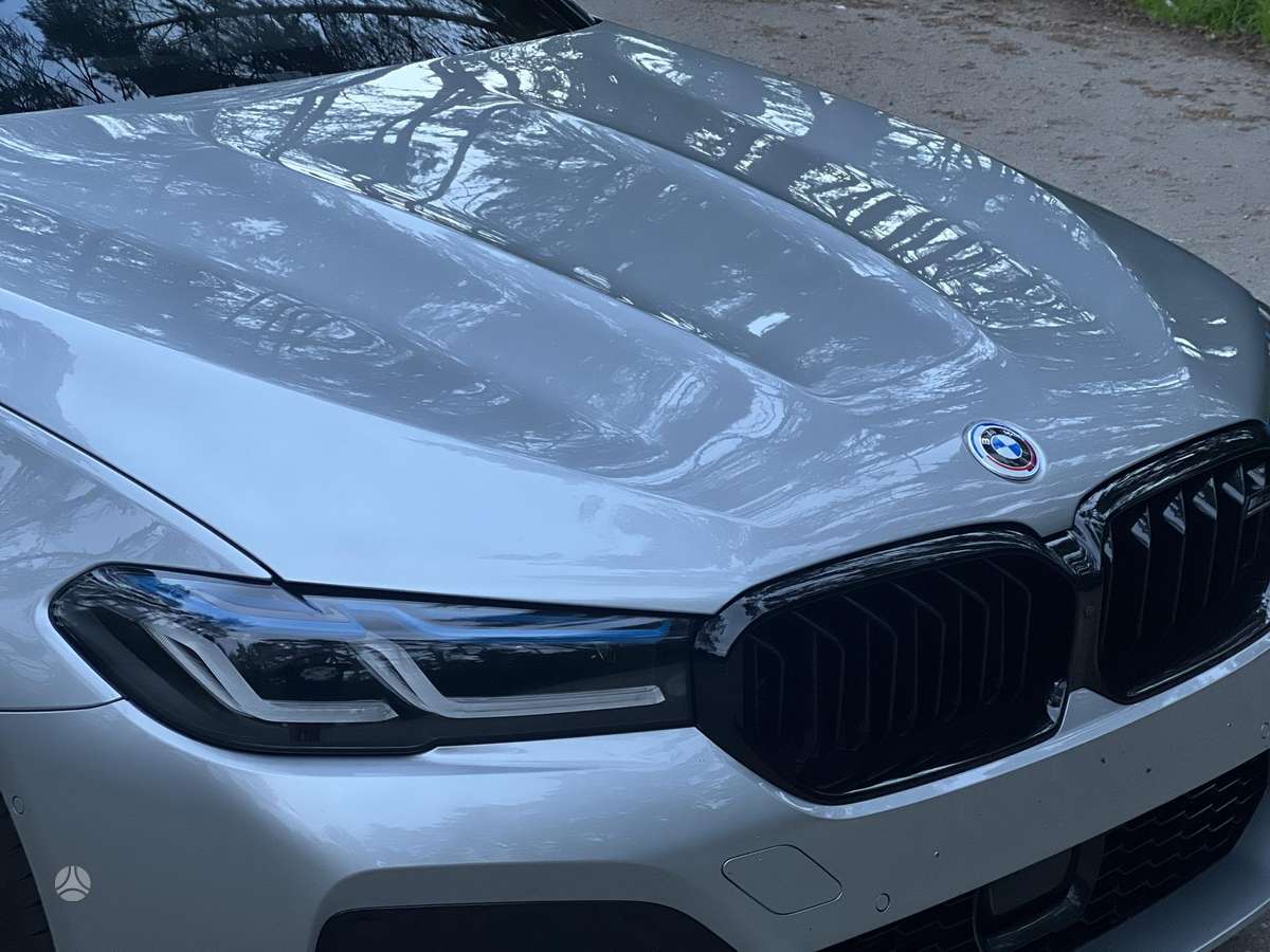 BMW M5, 4.4 l., Седан