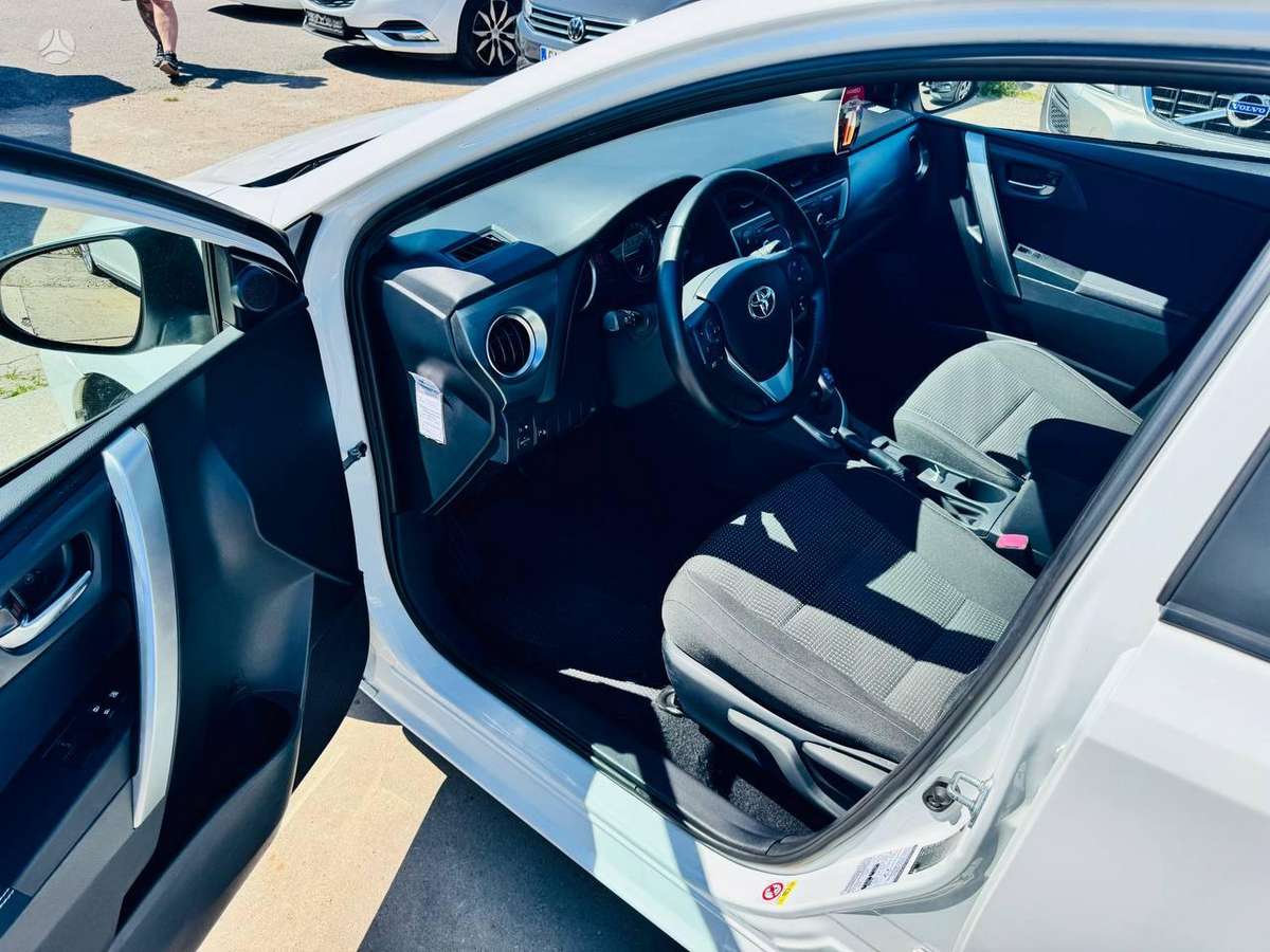 Toyota Auris - 7
