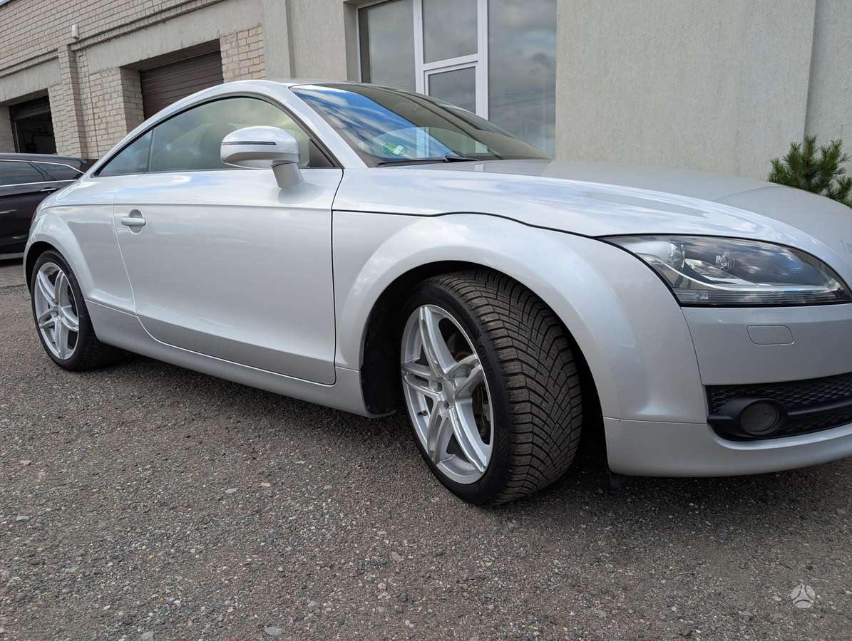 Audi TT, 1.8 l., coupe