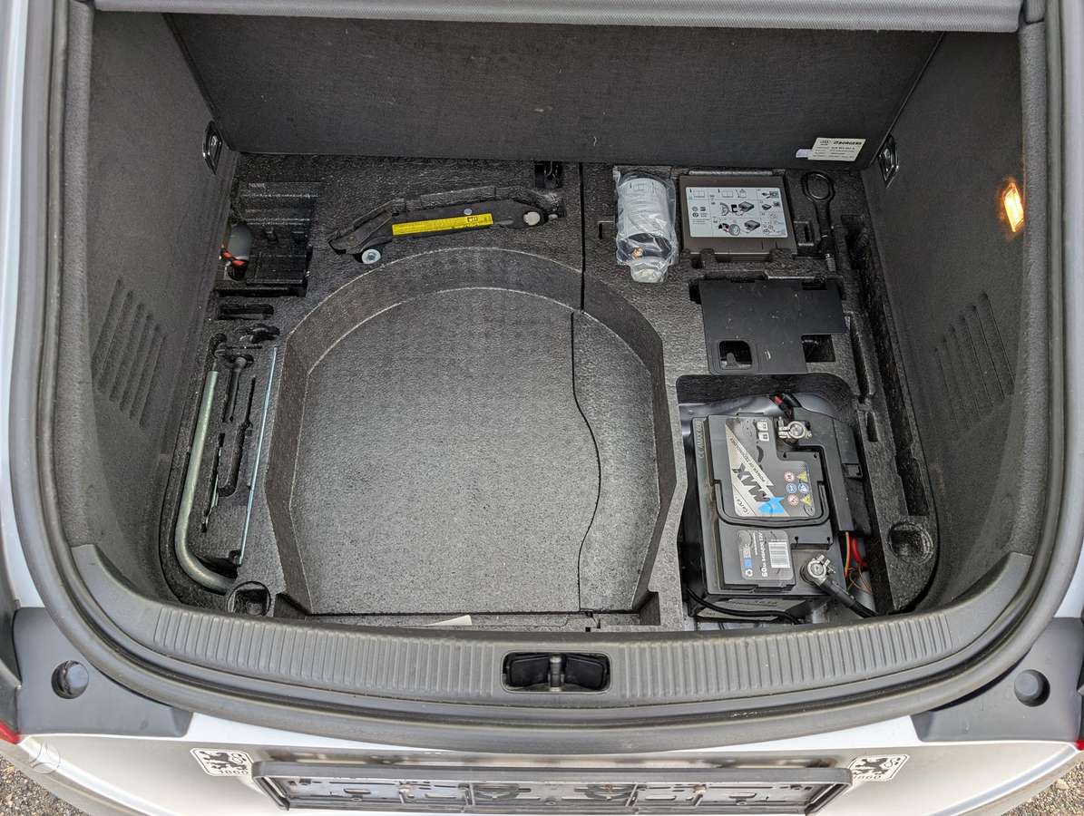 Audi TT, 1.8 l., coupe