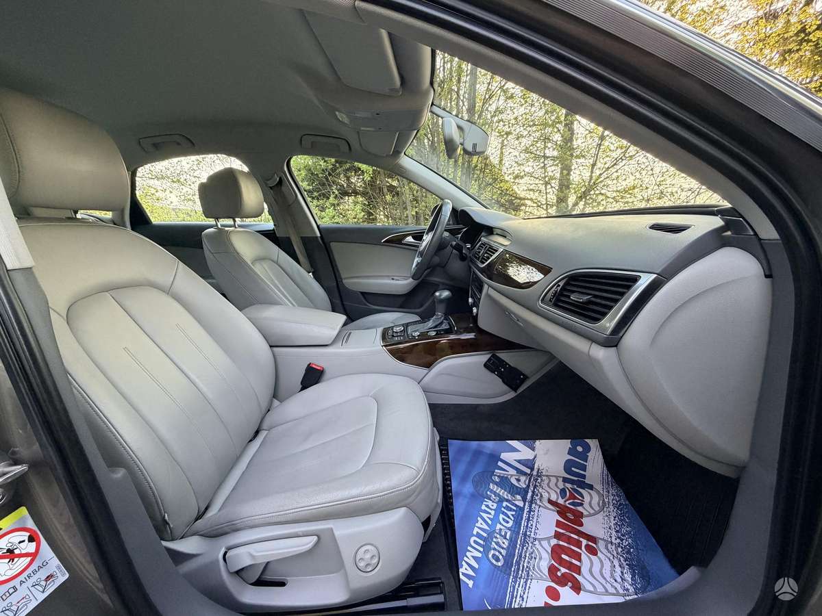 Audi A6, 2.0 l., Седан