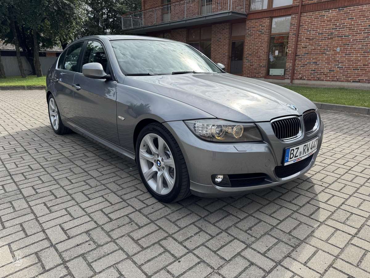BMW 325, 3.0 l., Седан