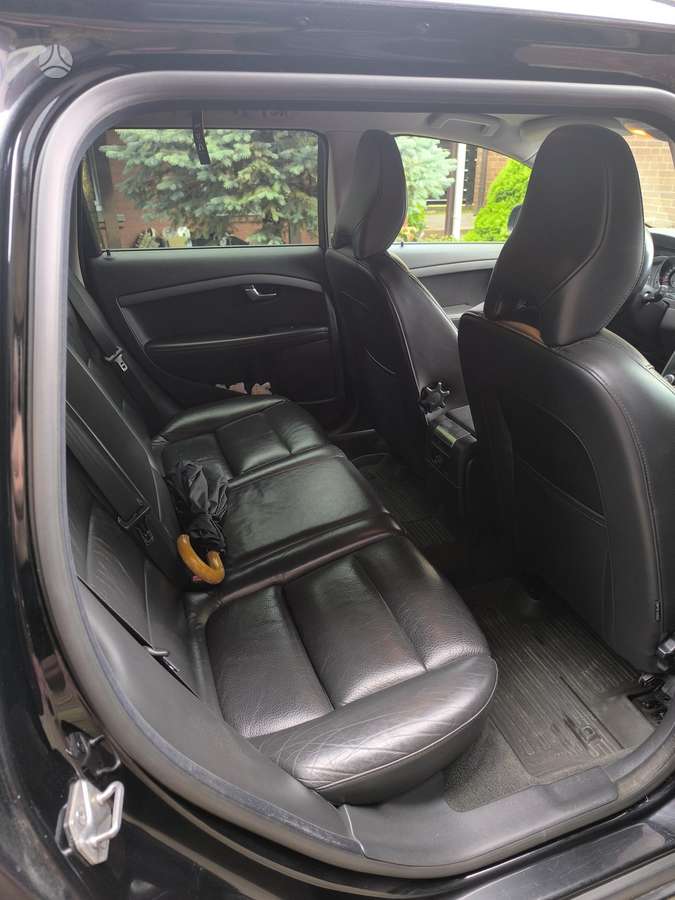 Volvo V70, 2.0 l., Универсал