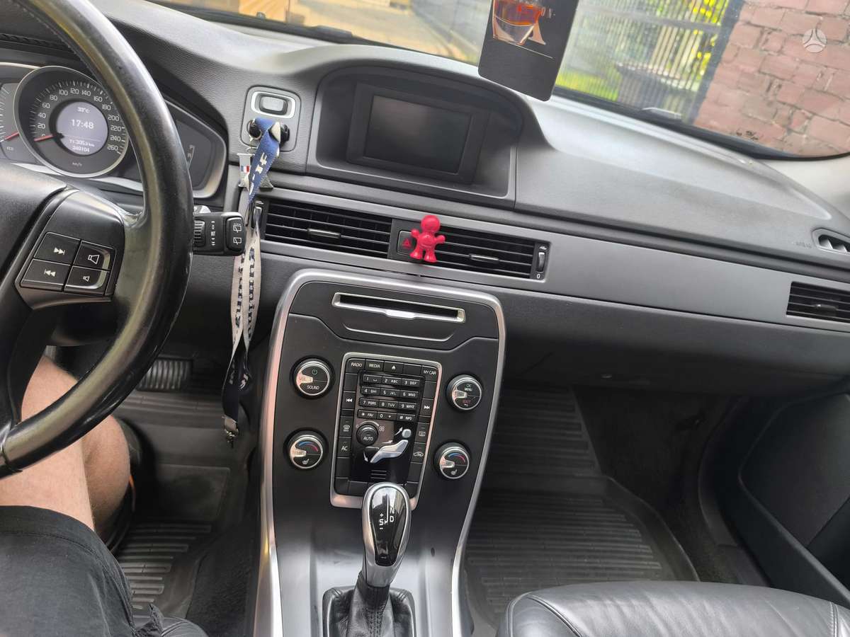 Volvo V70, 2.0 l., Универсал