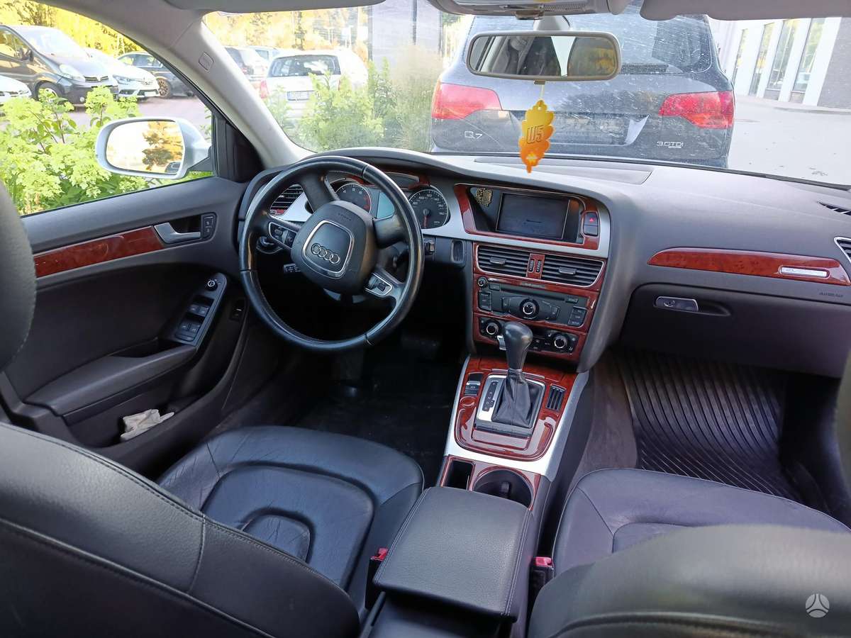 Audi A4, 2.0 l., Универсал