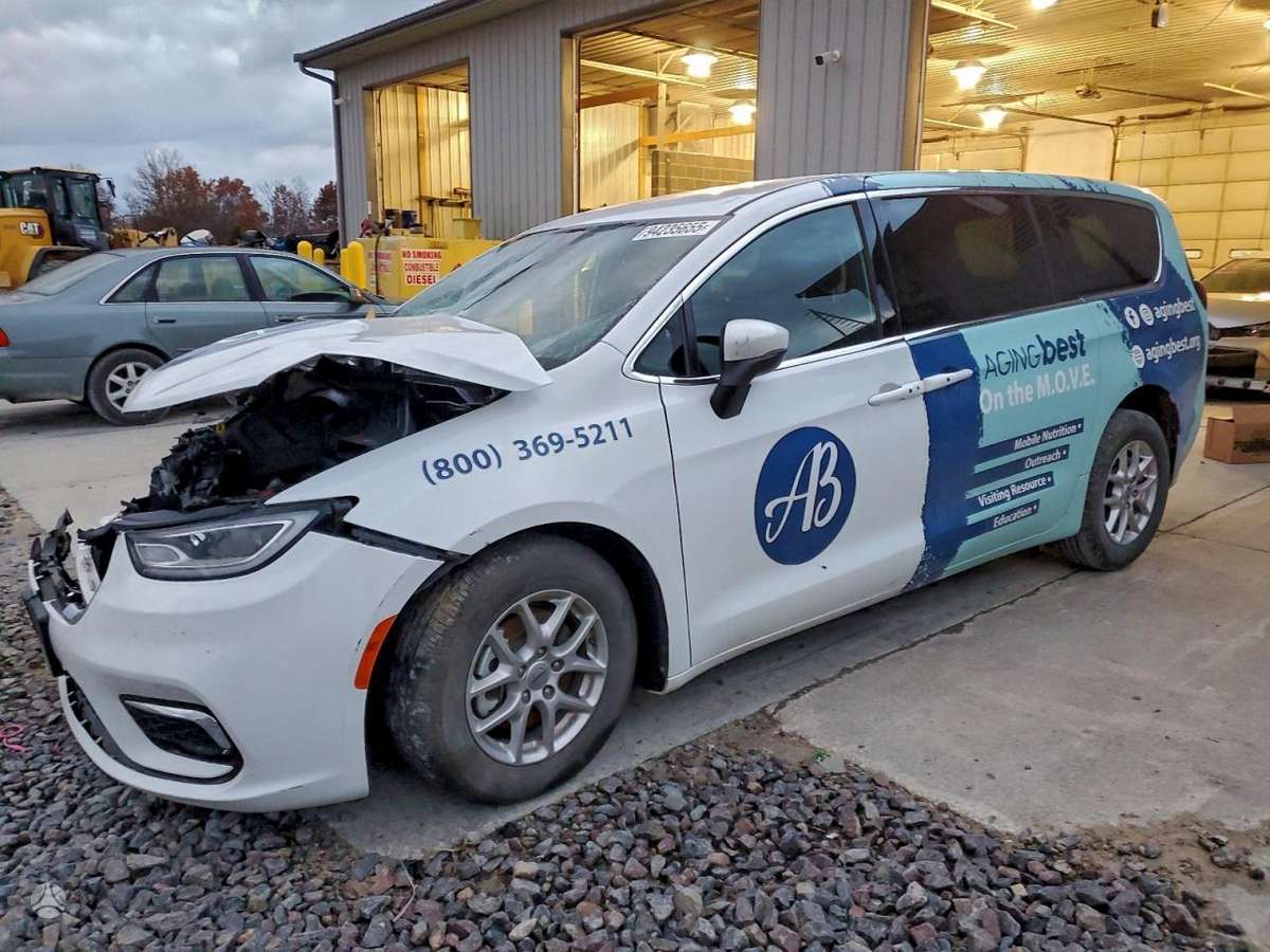 Chrysler Pacifica Rida tik 16500km