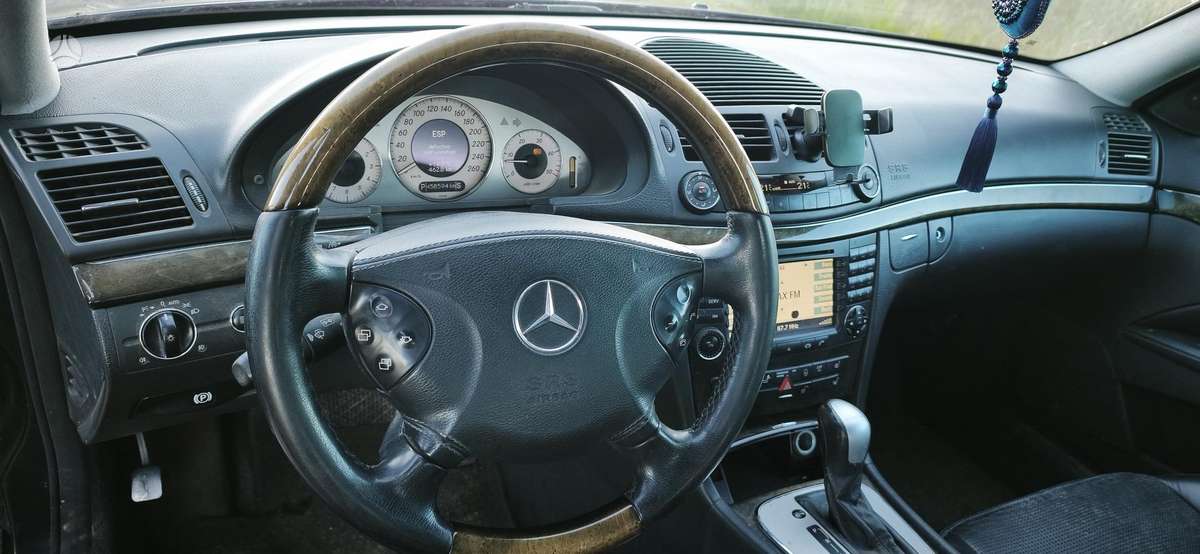 Mercedes-Benz E320, 3.2 l., Универсал