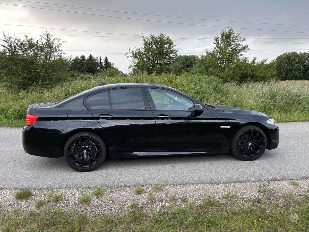 BMW 520, 2.0 l., Седан