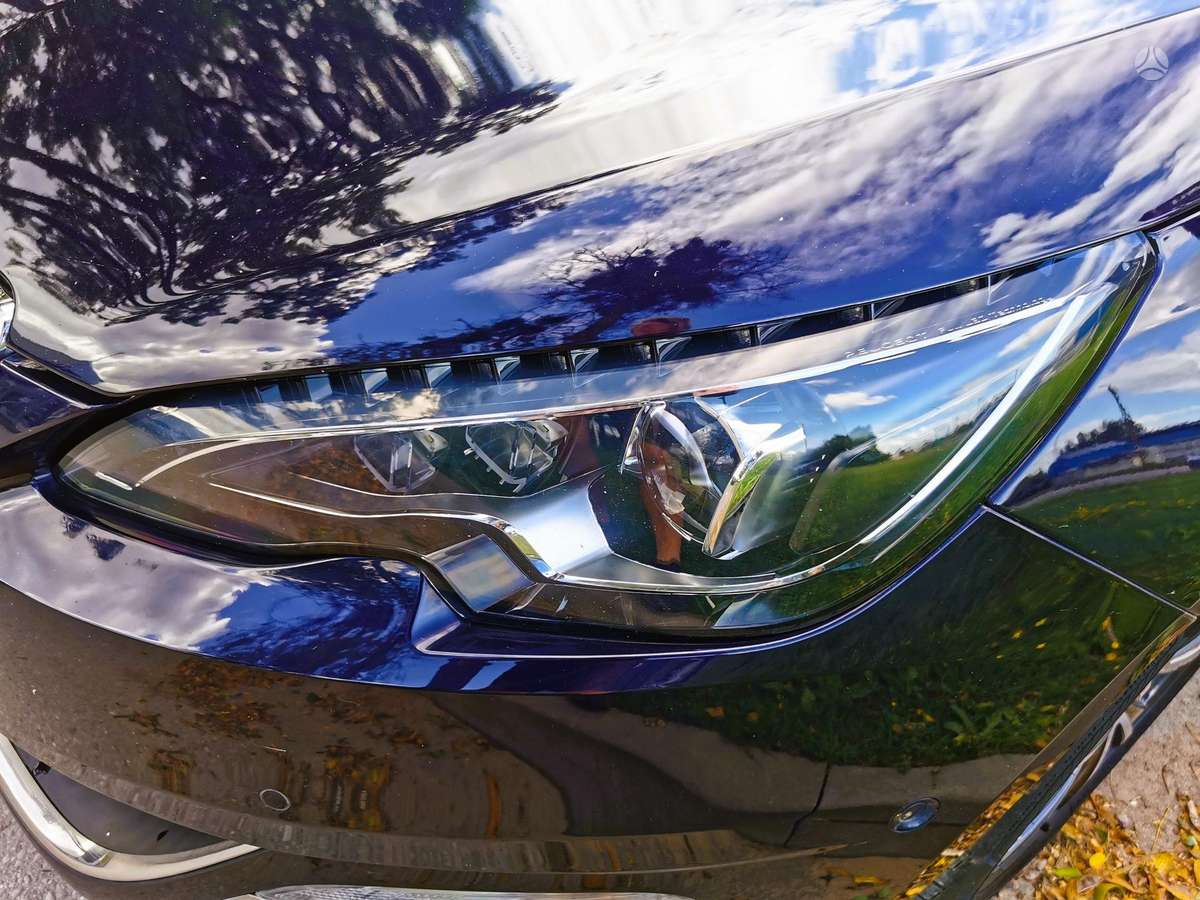 Peugeot 308, 1.2 l., hatchback