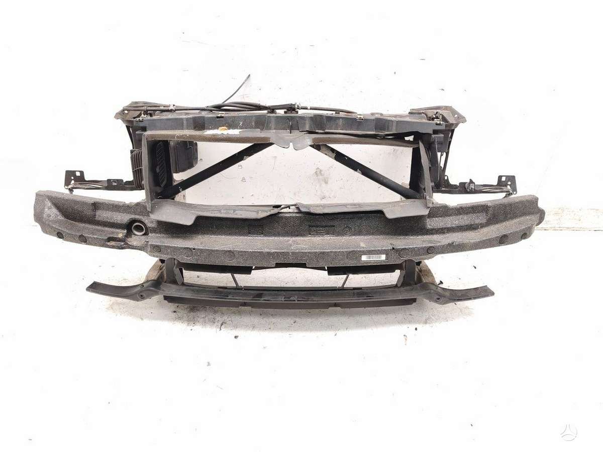 BMW 116 hood (front, rear)