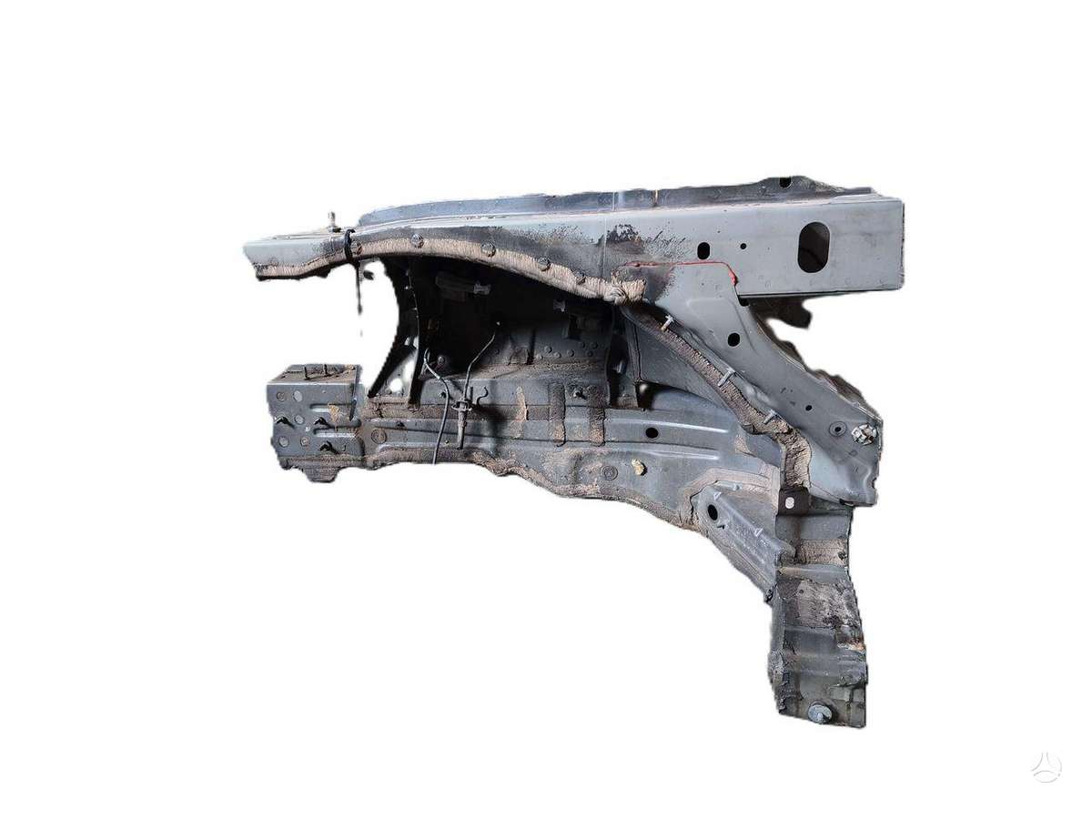 Mercedes-Benz E220 hood (front, rear)