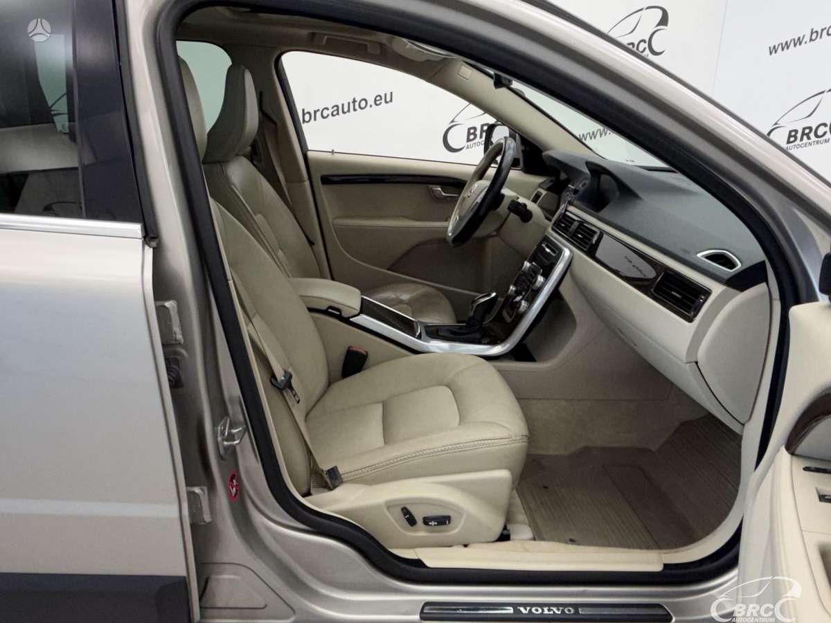 Volvo XC70, 3.0 l., Универсал