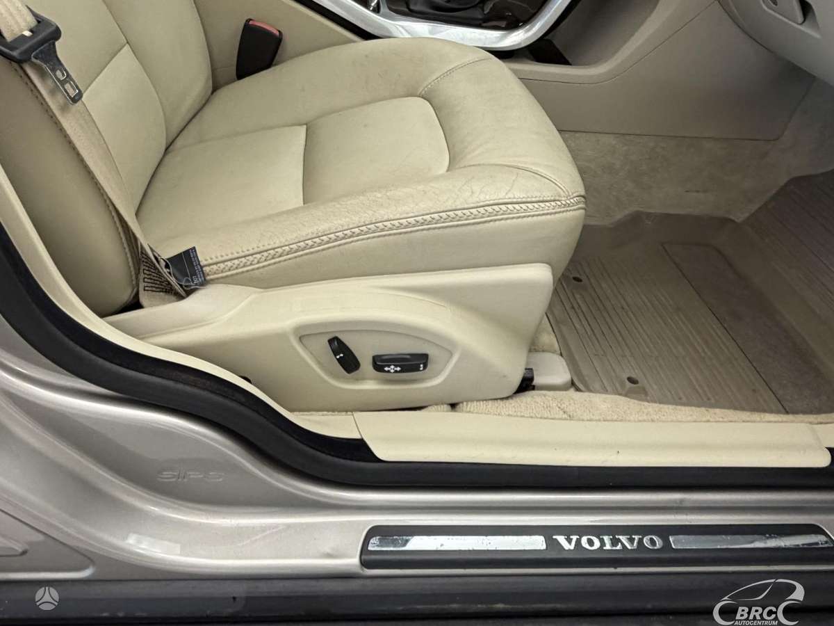 Volvo XC70, 3.0 l., wagon