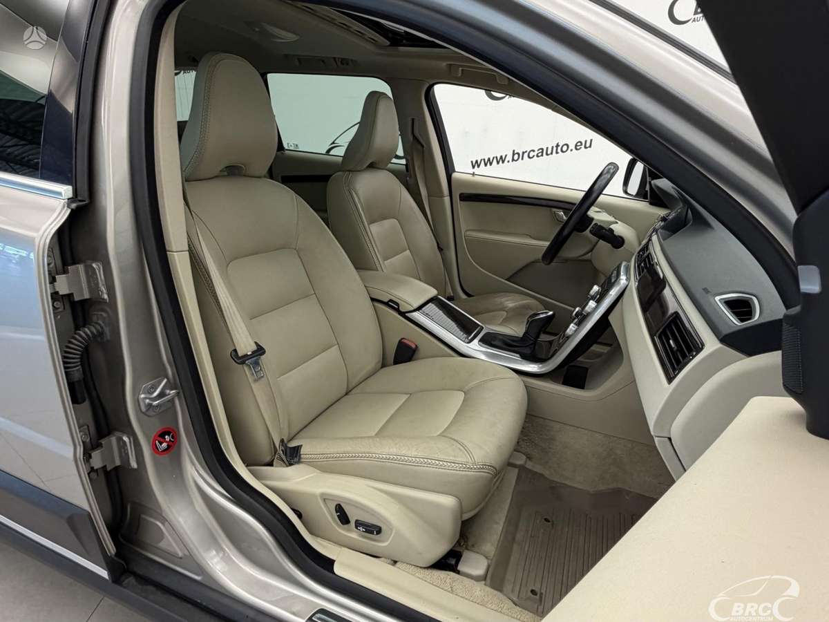 Volvo XC70, 3.0 l., Универсал