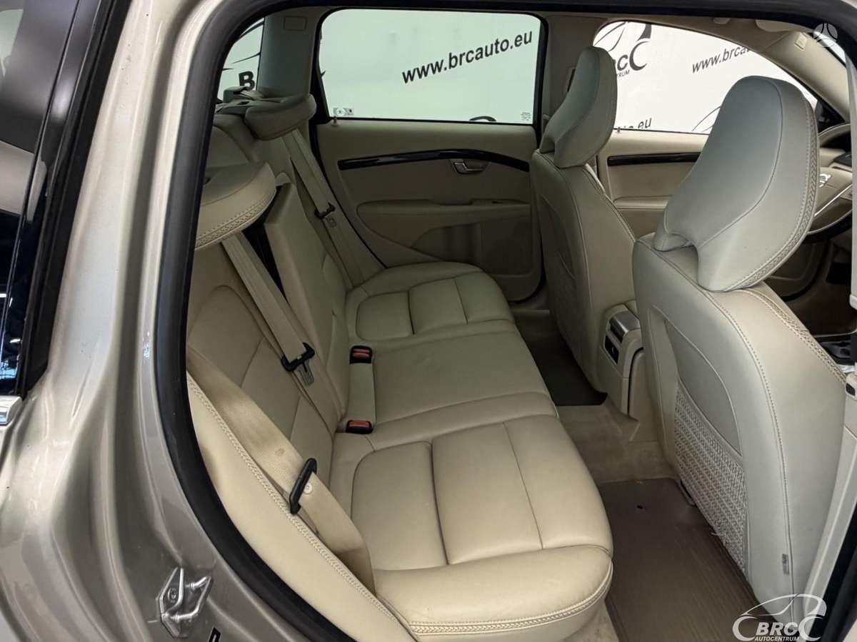 Volvo XC70, 3.0 l., Универсал