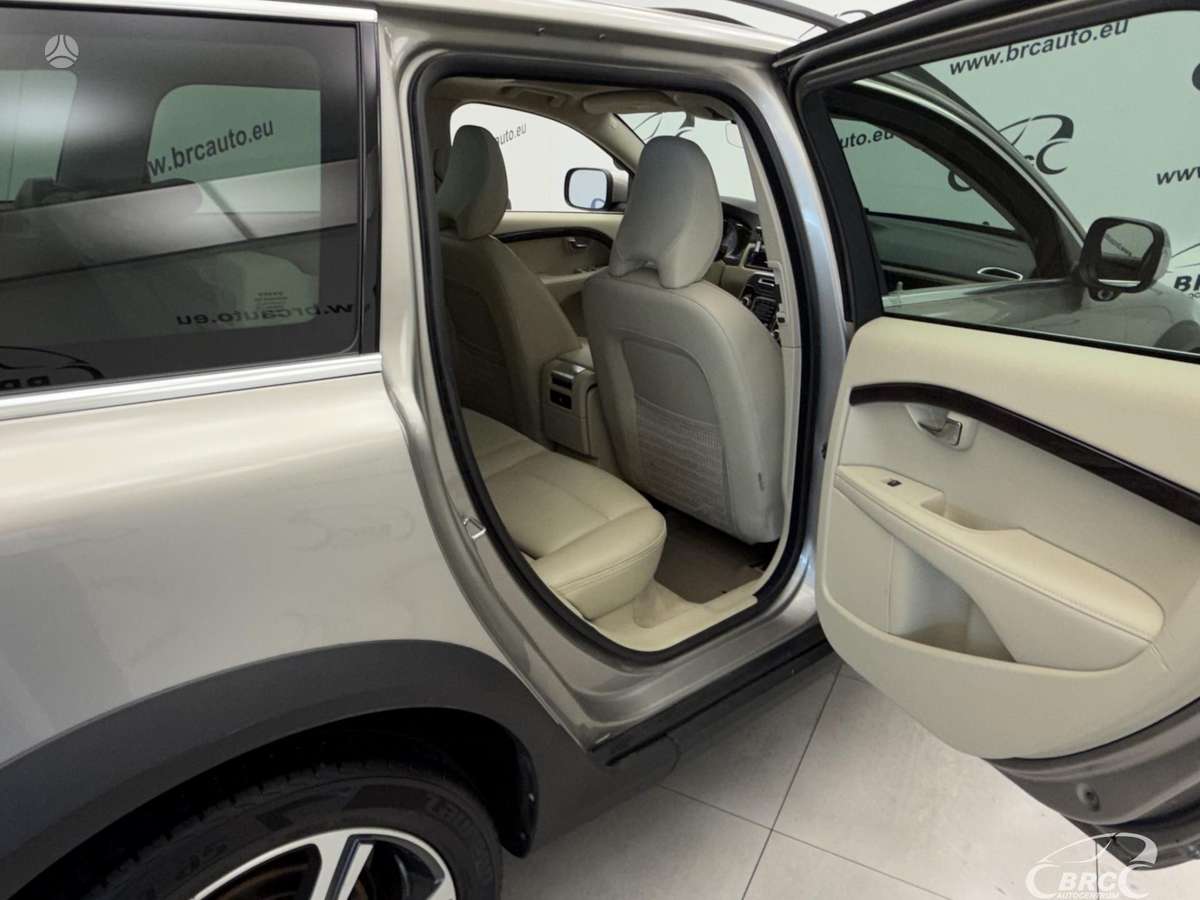 Volvo XC70, 3.0 l., Универсал