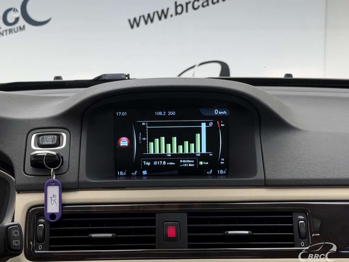 Volvo XC70, 3.0 l., Универсал