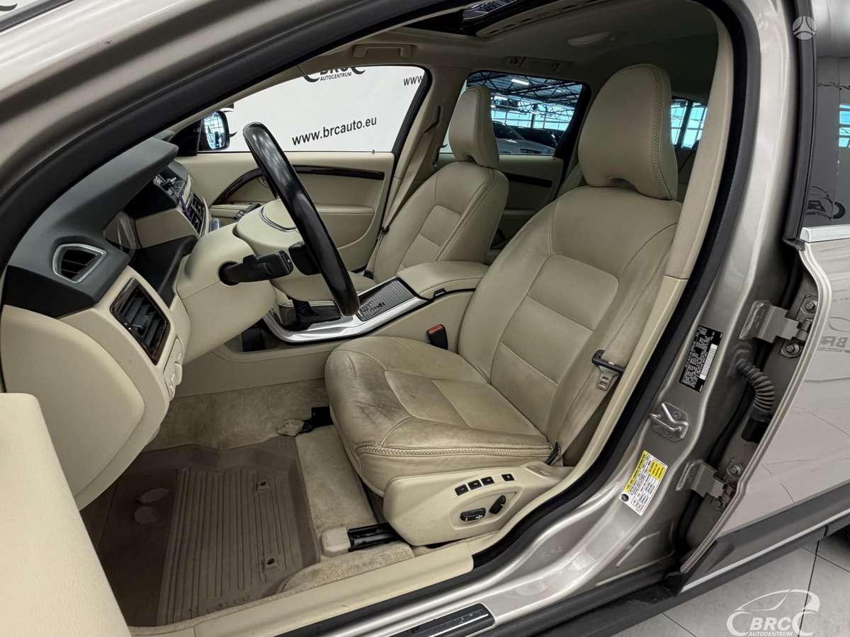 Volvo XC70, 3.0 l., wagon