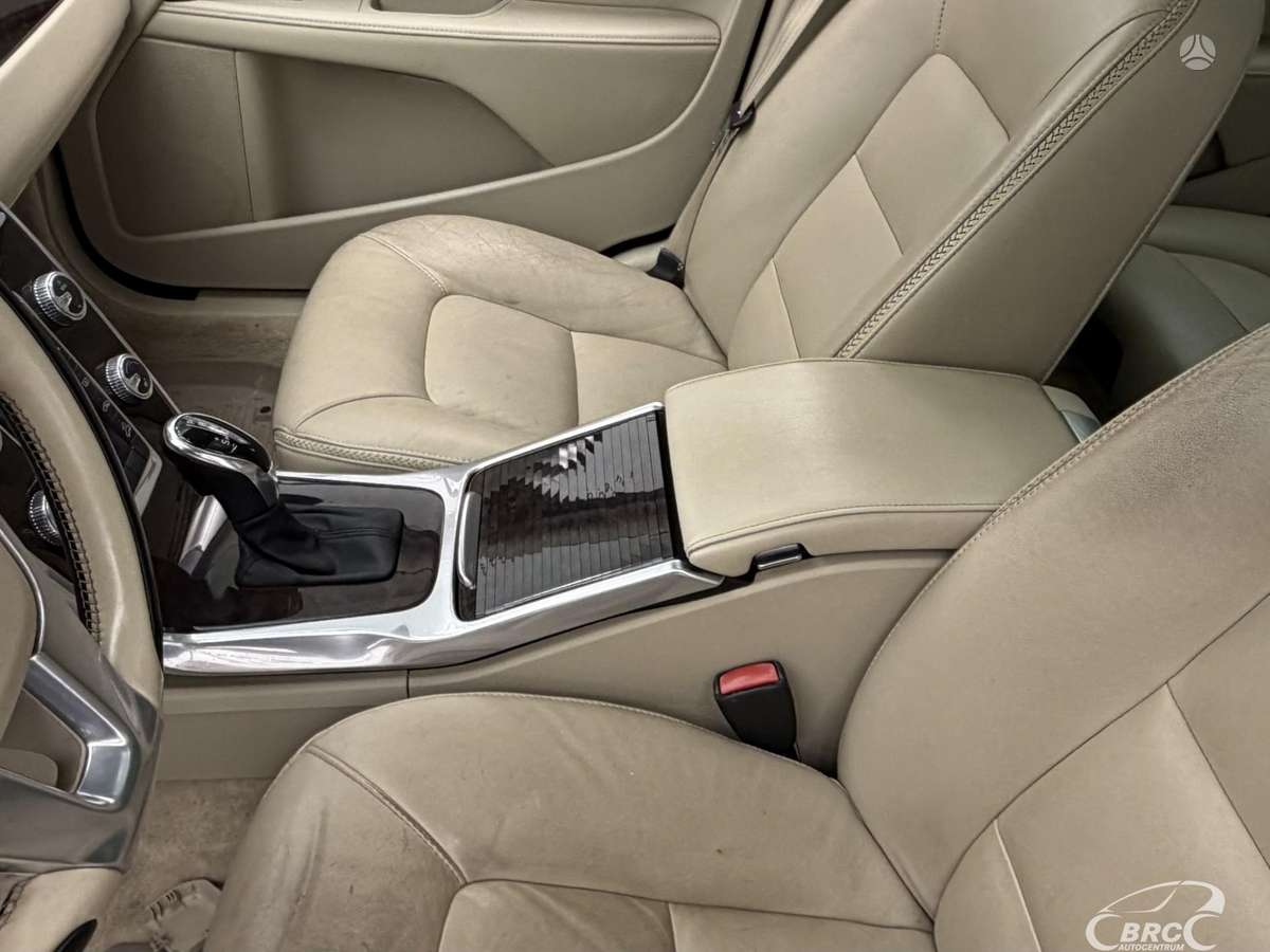 Volvo XC70, 3.0 l., Универсал