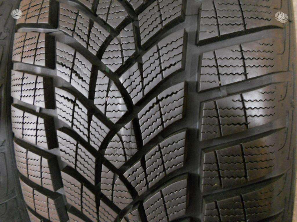 Continental 2023m 8mm 95% Performance++, всесезонные 255/50 R21