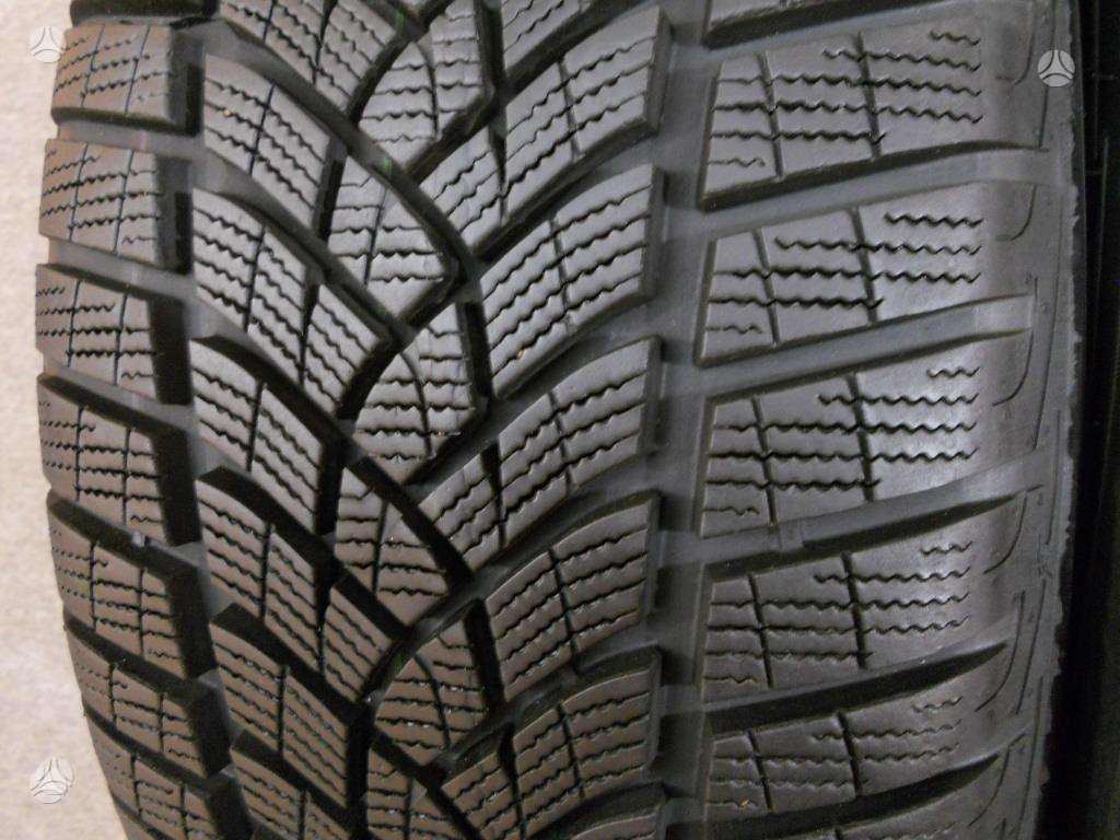 Continental 2023m 8mm 95% Performance++, всесезонные 255/50 R21
