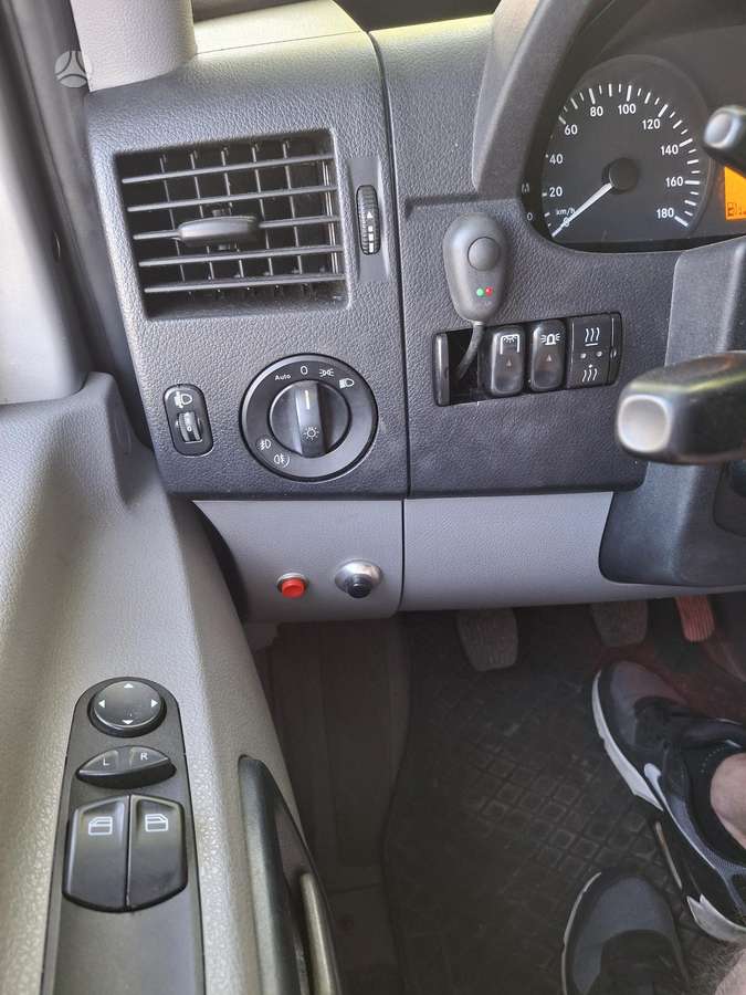 Mercedes-Benz Sprinter, auto vedēji