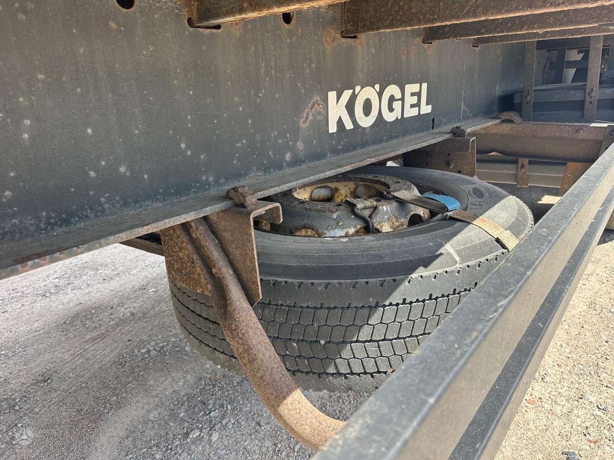 Kögel, dropside with tarpaulin