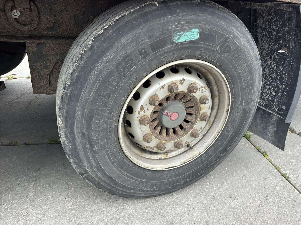 Krone, užuolaidinės / tentinės