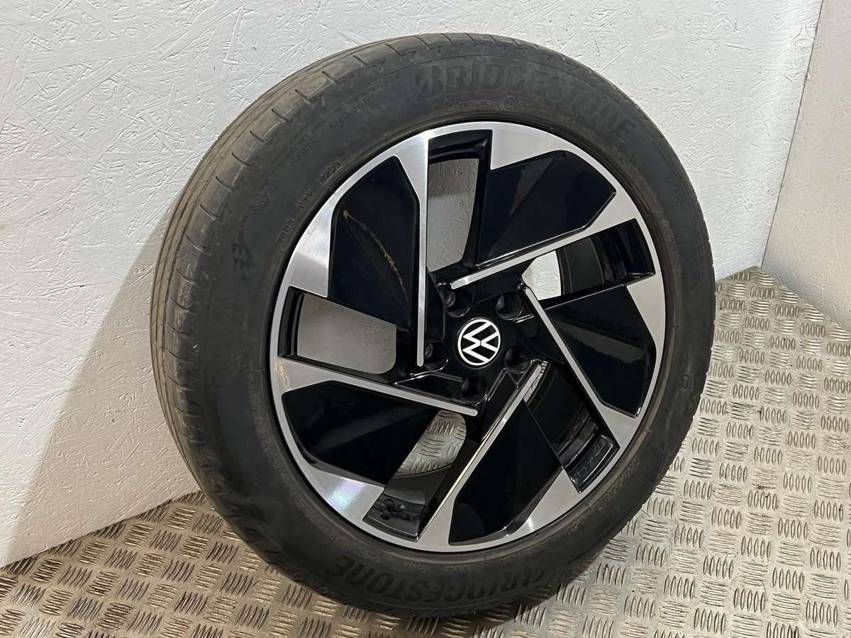Volkswagen, light alloy, R18
