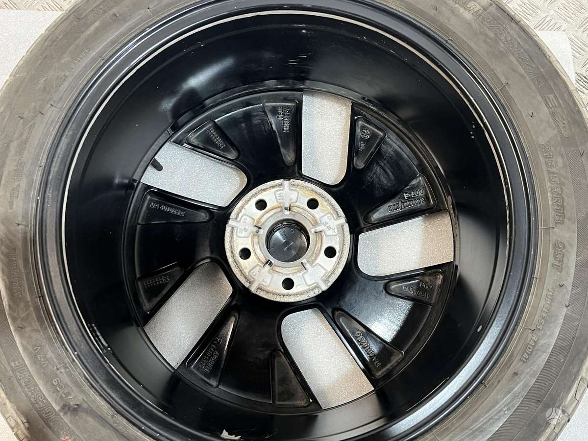 Volkswagen, light alloy, R18