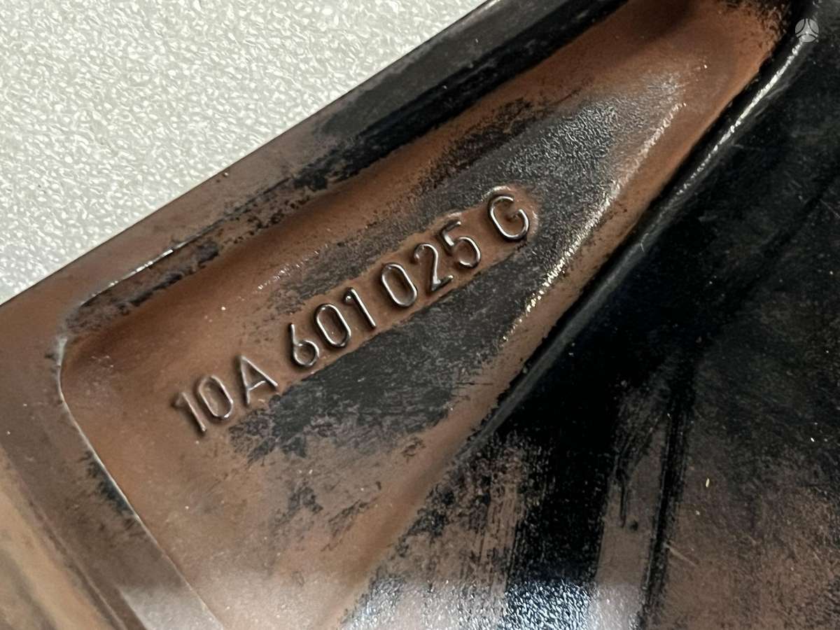 Volkswagen, light alloy, R18