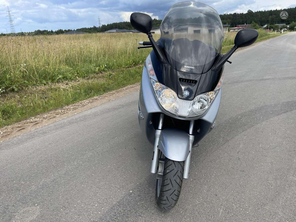Piaggio X8 125cc, мотороллеры / мопеды