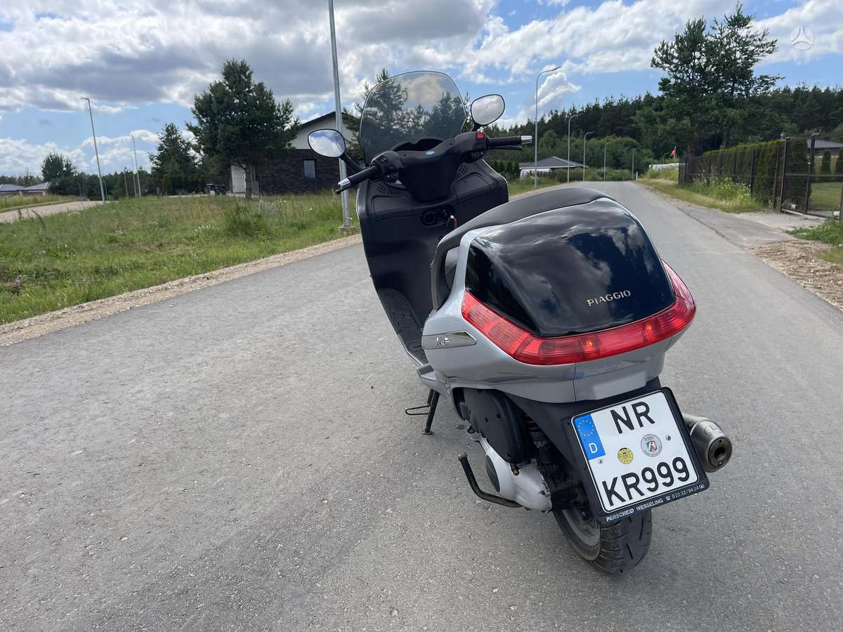 Piaggio X8 125cc, мотороллеры / мопеды