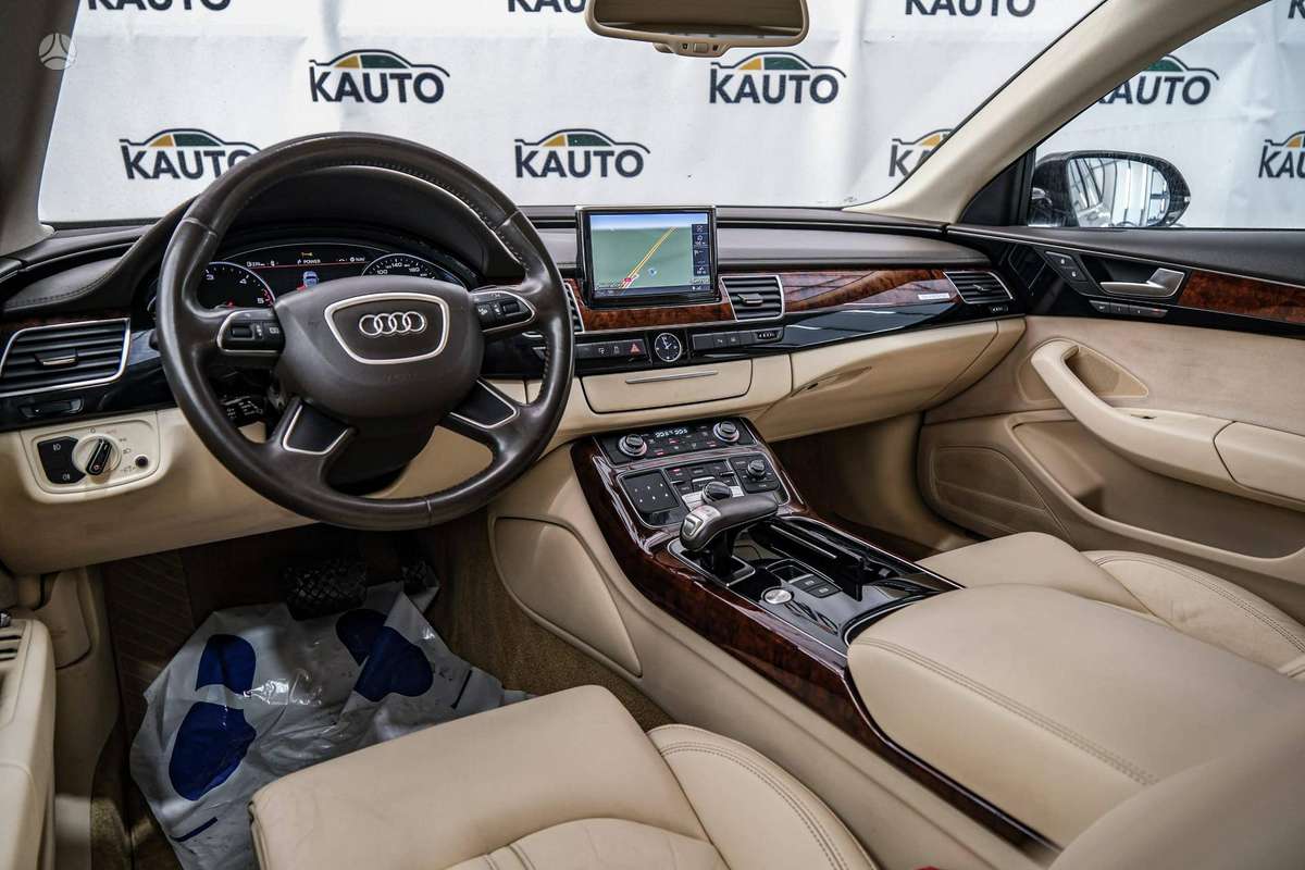 Audi A8, 4.2 l., saloon / sedan