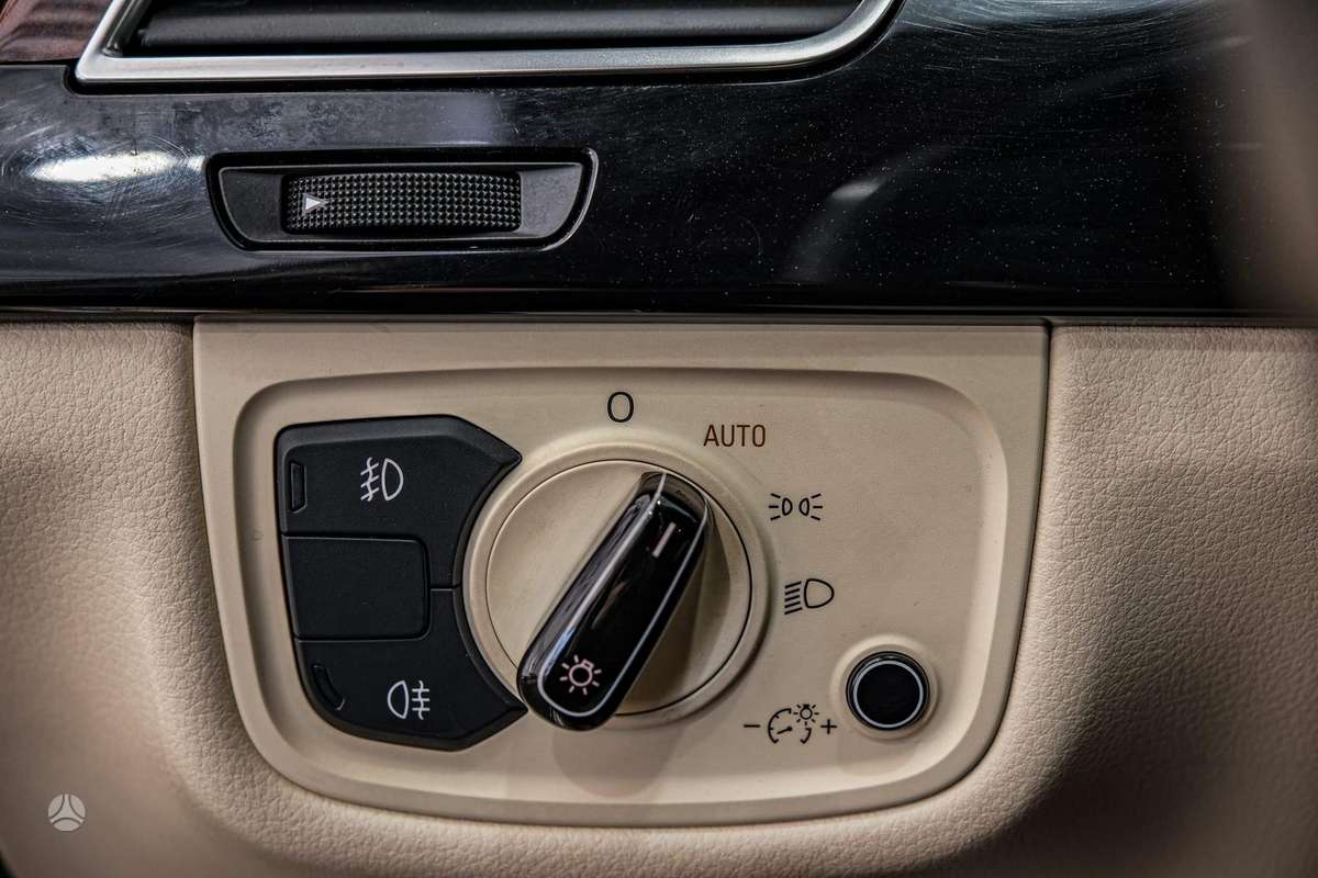 Audi A8, 4.2 l., saloon / sedan