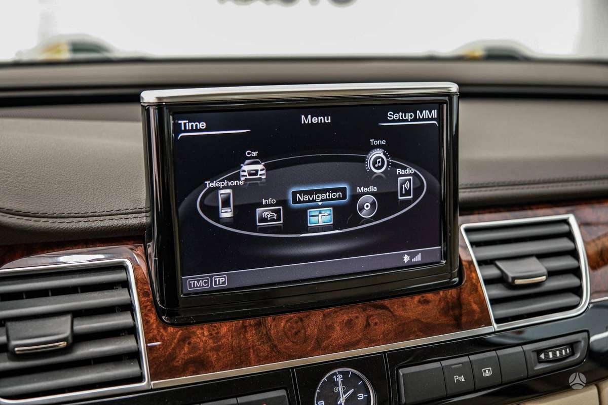Audi A8, 4.2 l., saloon / sedan