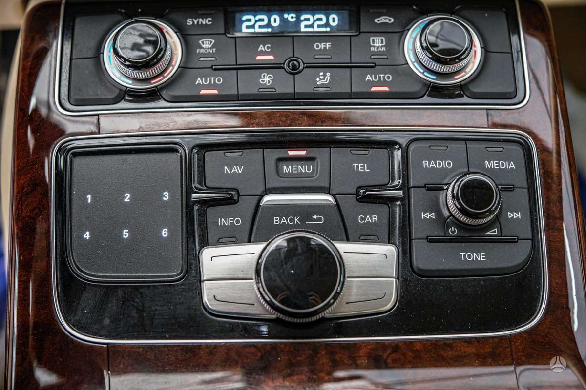 Audi A8, 4.2 l., saloon / sedan