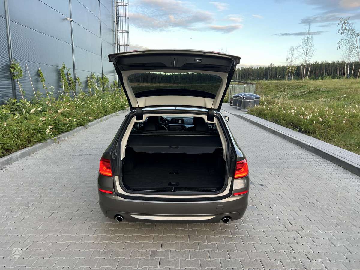 BMW 520, 2.0 l., wagon