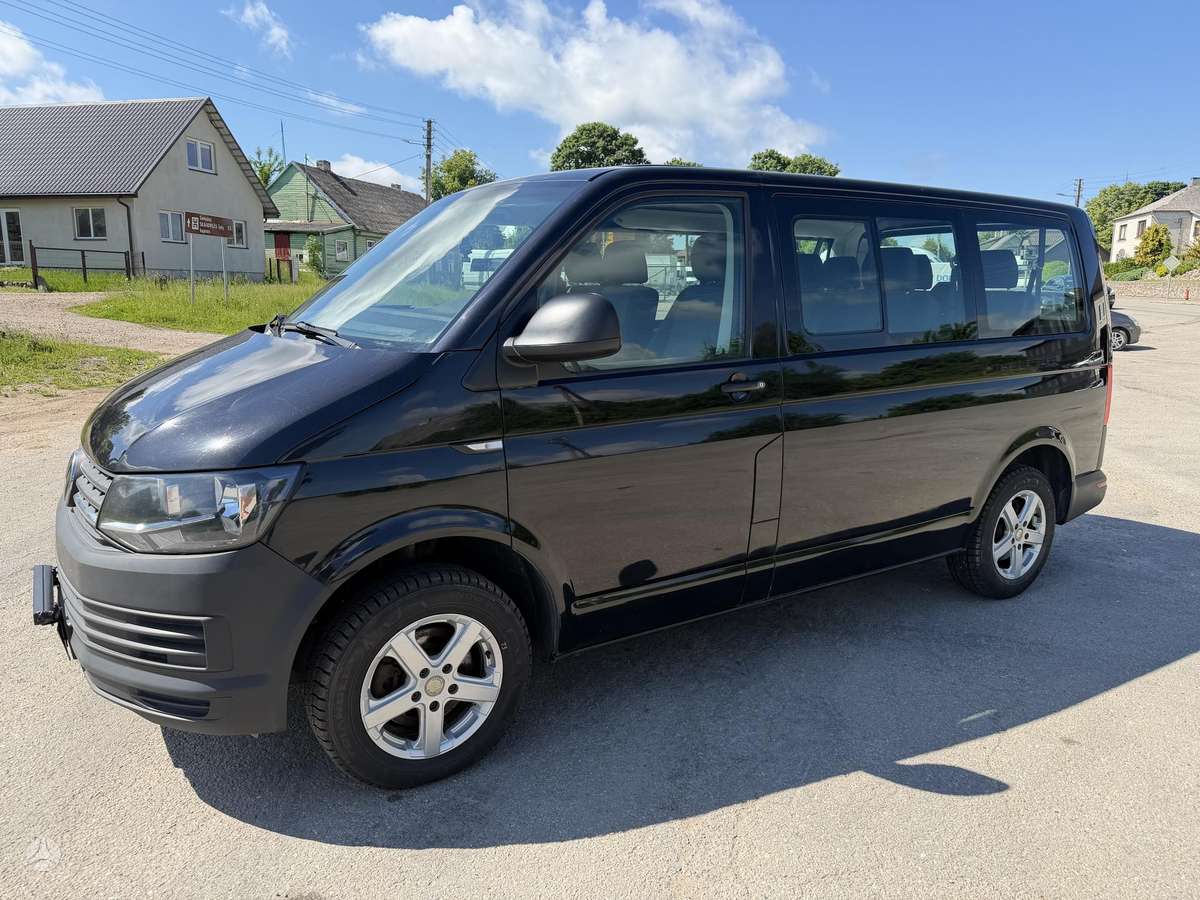 Volkswagen Transporter - 1