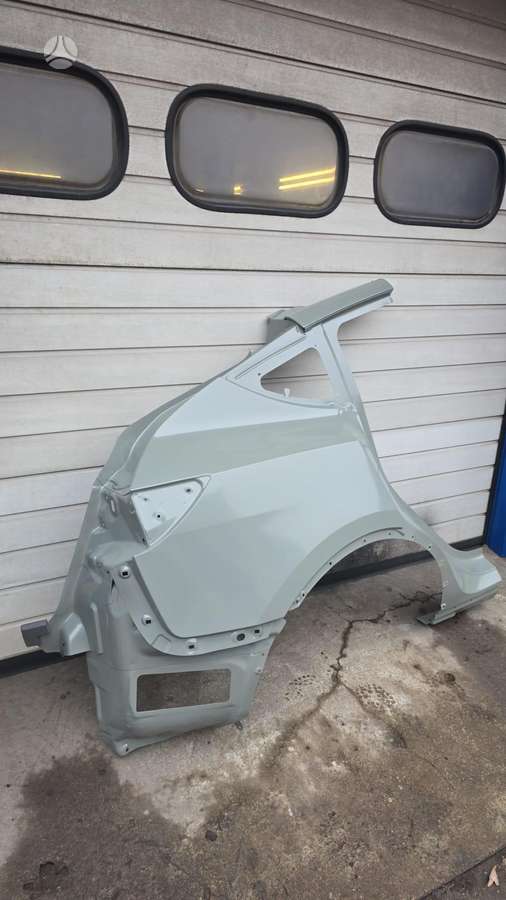 Tesla Model 3, 1568570-01-B, body parts