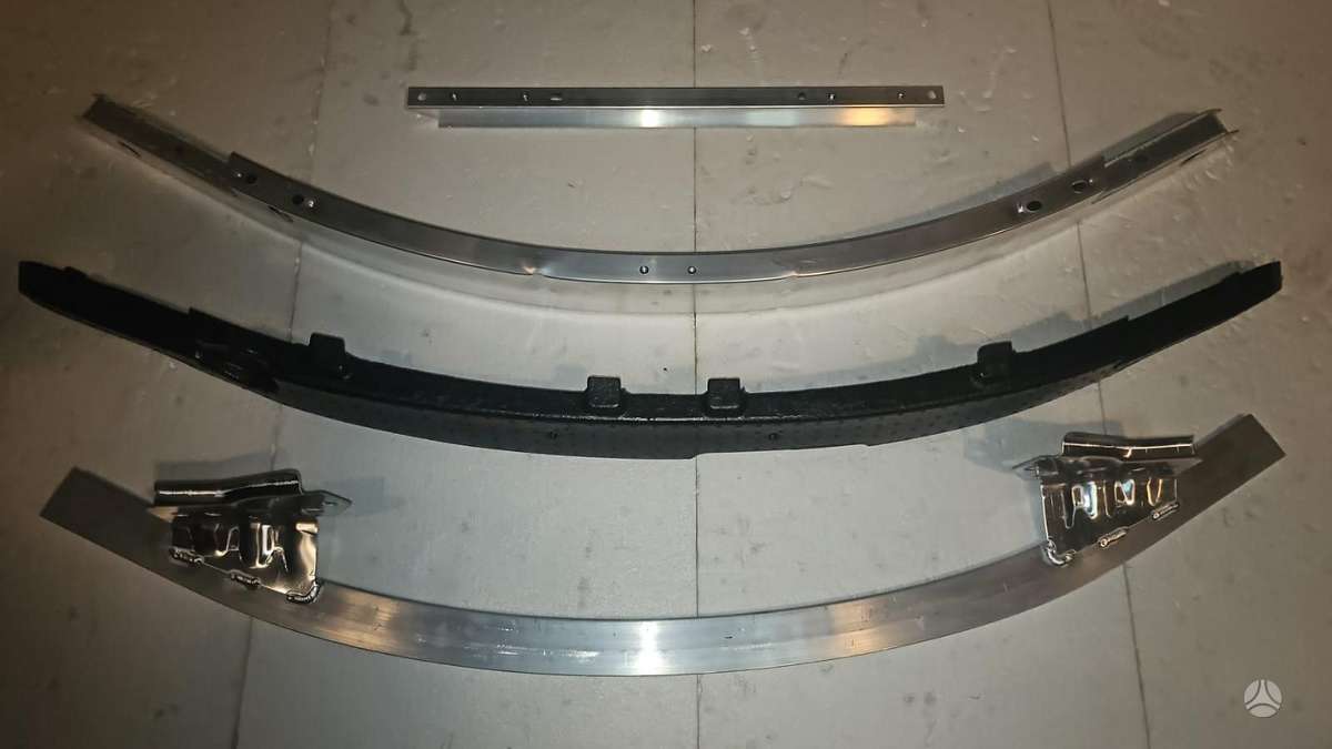 Tesla Model 3, 1568570-01-B, body parts