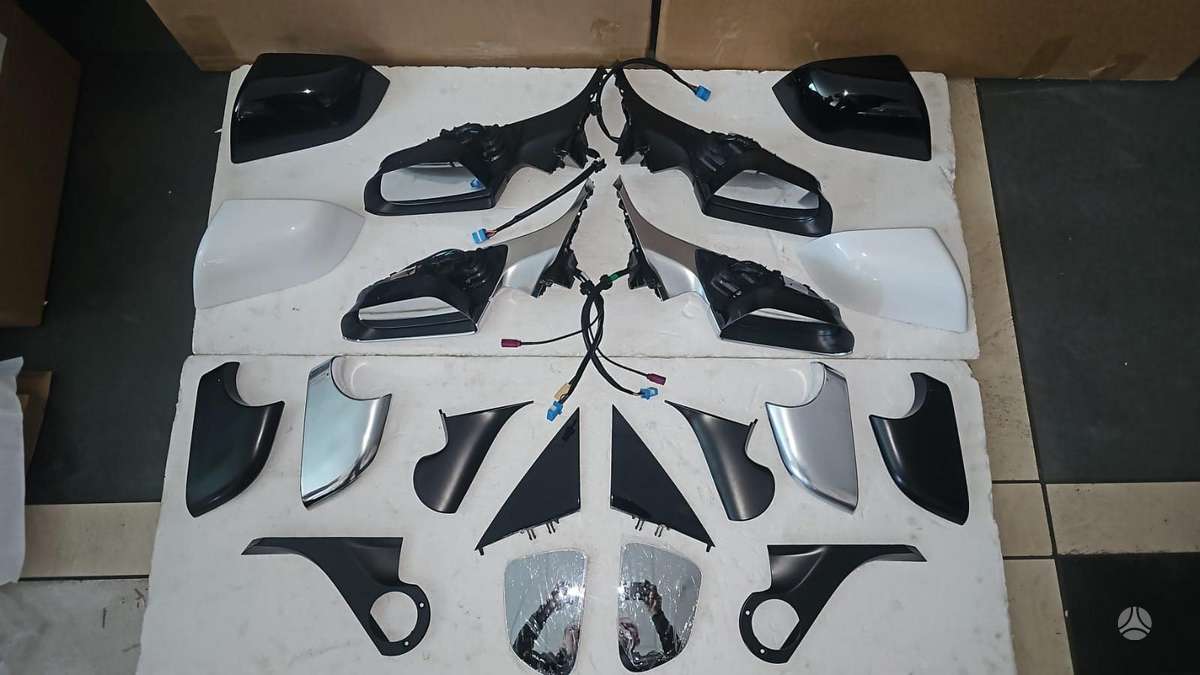 Tesla Model 3, 1568570-01-B, body parts