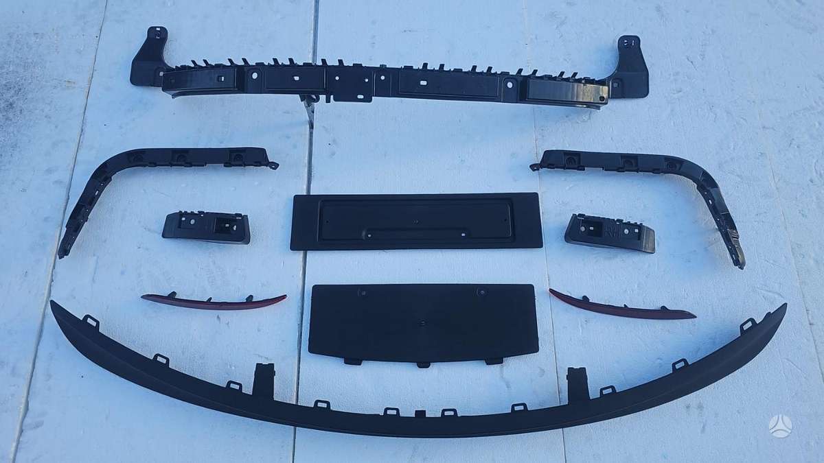 Tesla Model 3, 1568570-01-B, body parts