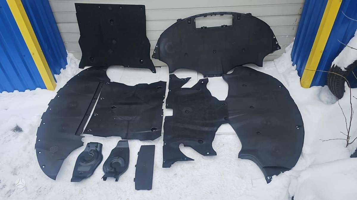 Tesla Model 3, 1568570-01-B, детали кузова